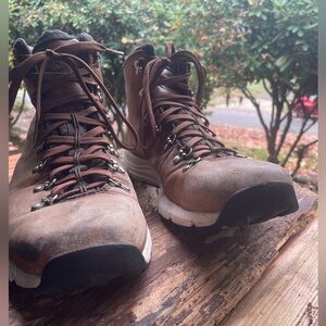 Danner mountain 600 size 13